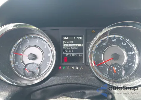 2015 Chrysler Town & Country Touring z USA, uszkodzony, nr VIN 2C4RC1BGXFR564901